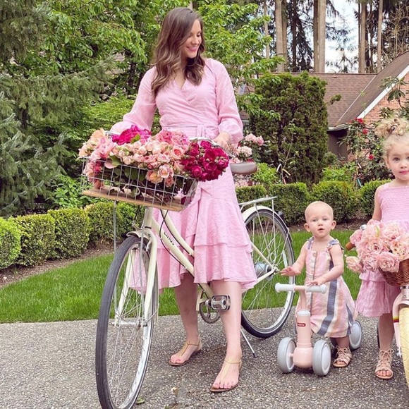 Rachel Parcell Seersucker long sleeve wrap dress - Picture 11 of 11